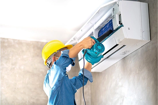 imagen servicio de mantenimiento de aire acondicionado austral servicios